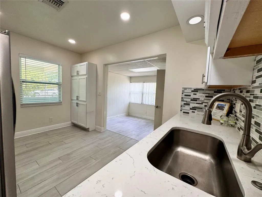 5601 62nd Way N St Petersburg FL 33709