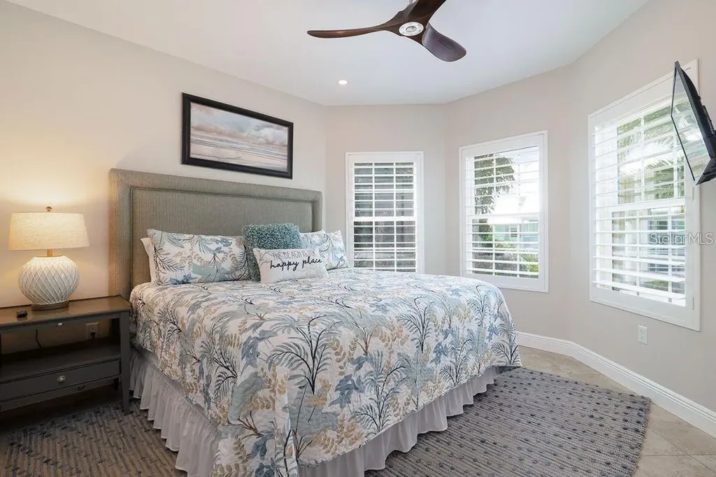 130 50th Street Holmes Beach FL 34217