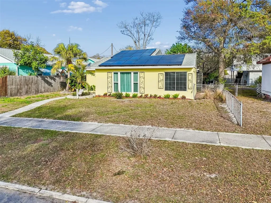 1027 15th Street N St Petersburg FL 33705