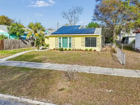 1027 15th Street N St Petersburg FL 33705