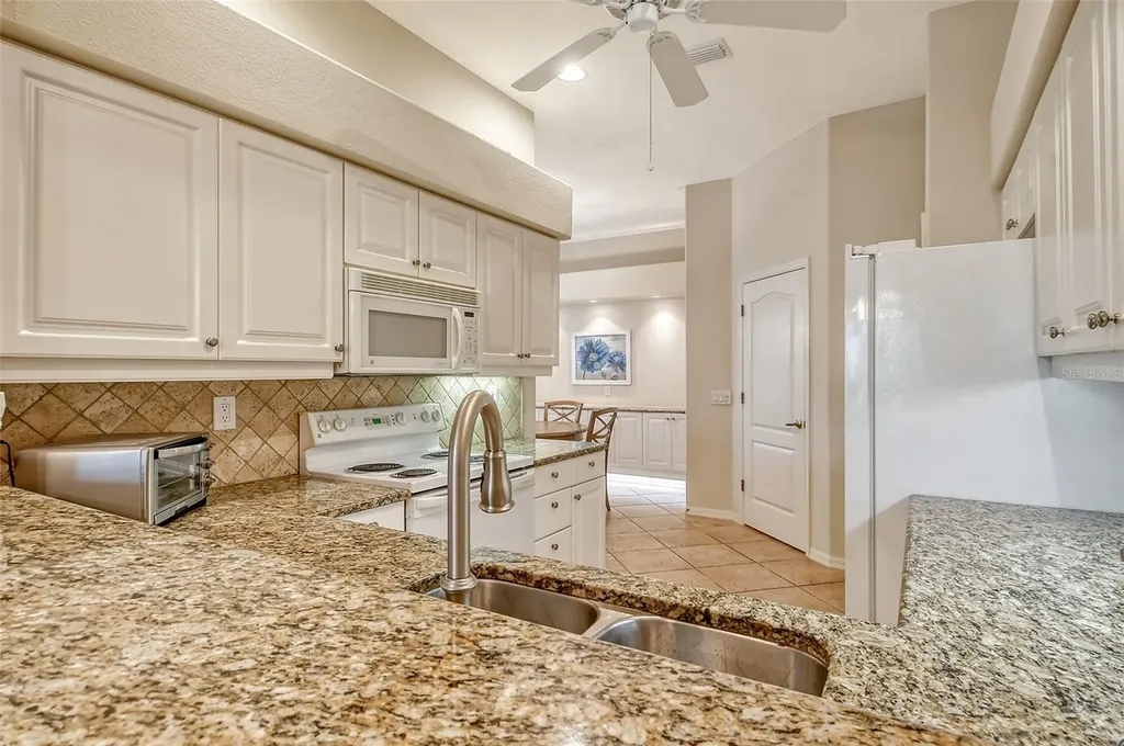 9411 Forest Hills Circle Sarasota FL 34238