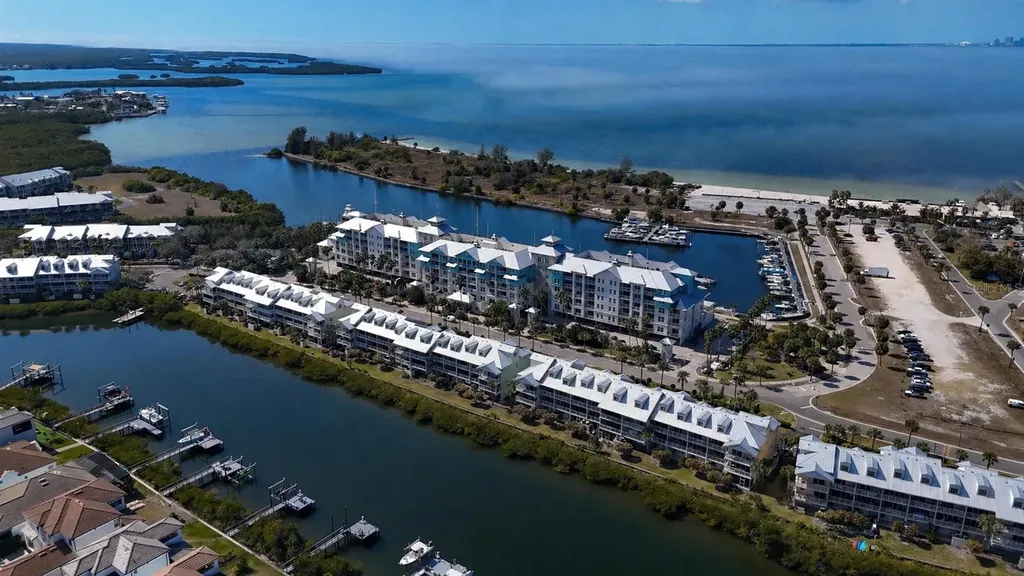 547 Bahia Beach Boulevard Ruskin FL 33570