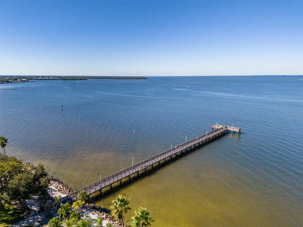 547 Bahia Beach Boulevard Ruskin FL 33570