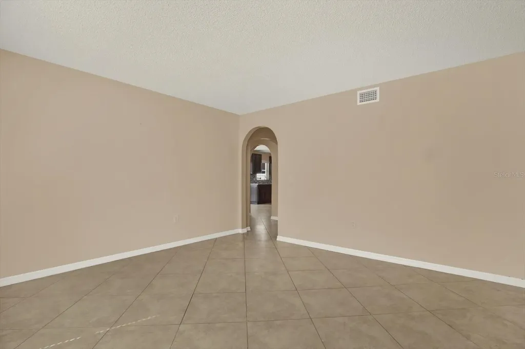 6213 Venezia Place Riverview FL 33578