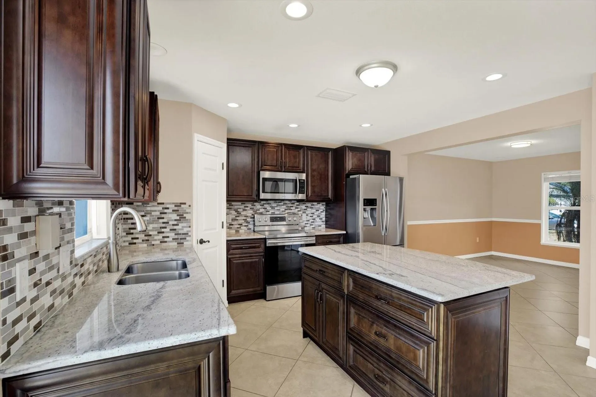 6213 Venezia Place Riverview FL 33578