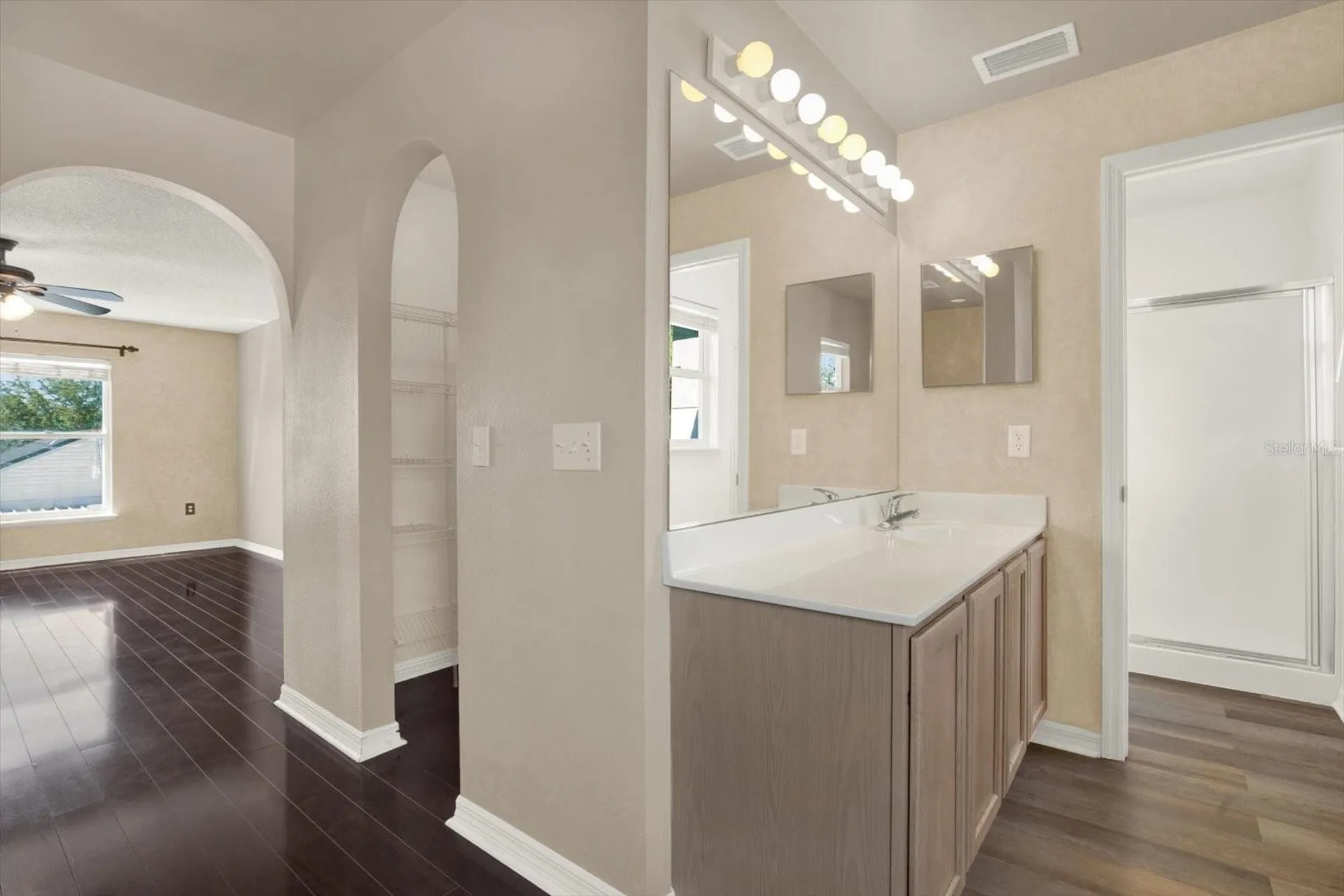 6213 Venezia Place Riverview FL 33578