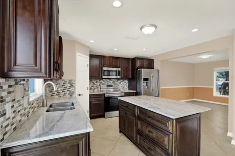 6213 Venezia Place Riverview FL 33578