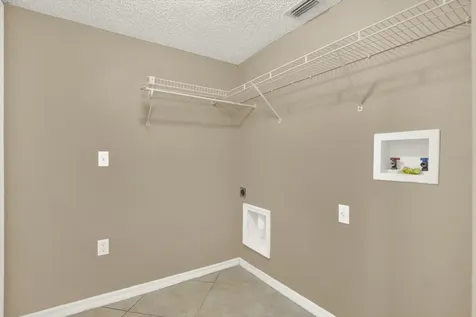 6213 Venezia Place Riverview FL 33578