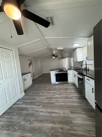 5035 Southshore Drive Polk City FL 33868