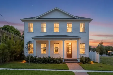 1309 17th Avenue N St Petersburg FL 33704