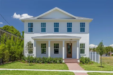 1309 17th Avenue N St Petersburg FL 33704