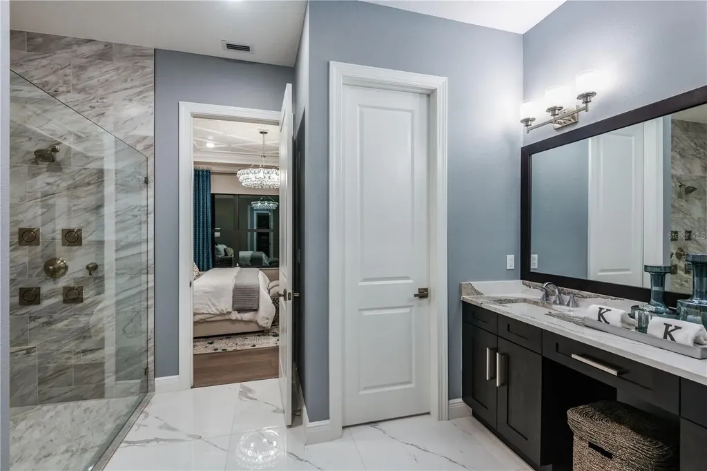5052 Simons Court Lakewood Ranch FL 34211