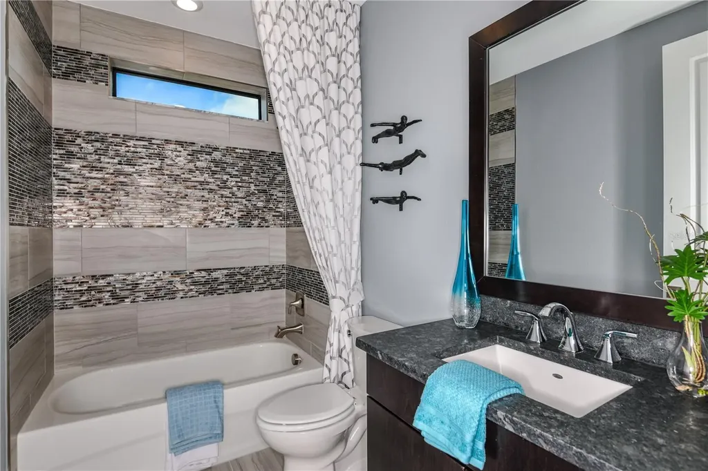5052 Simons Court Lakewood Ranch FL 34211