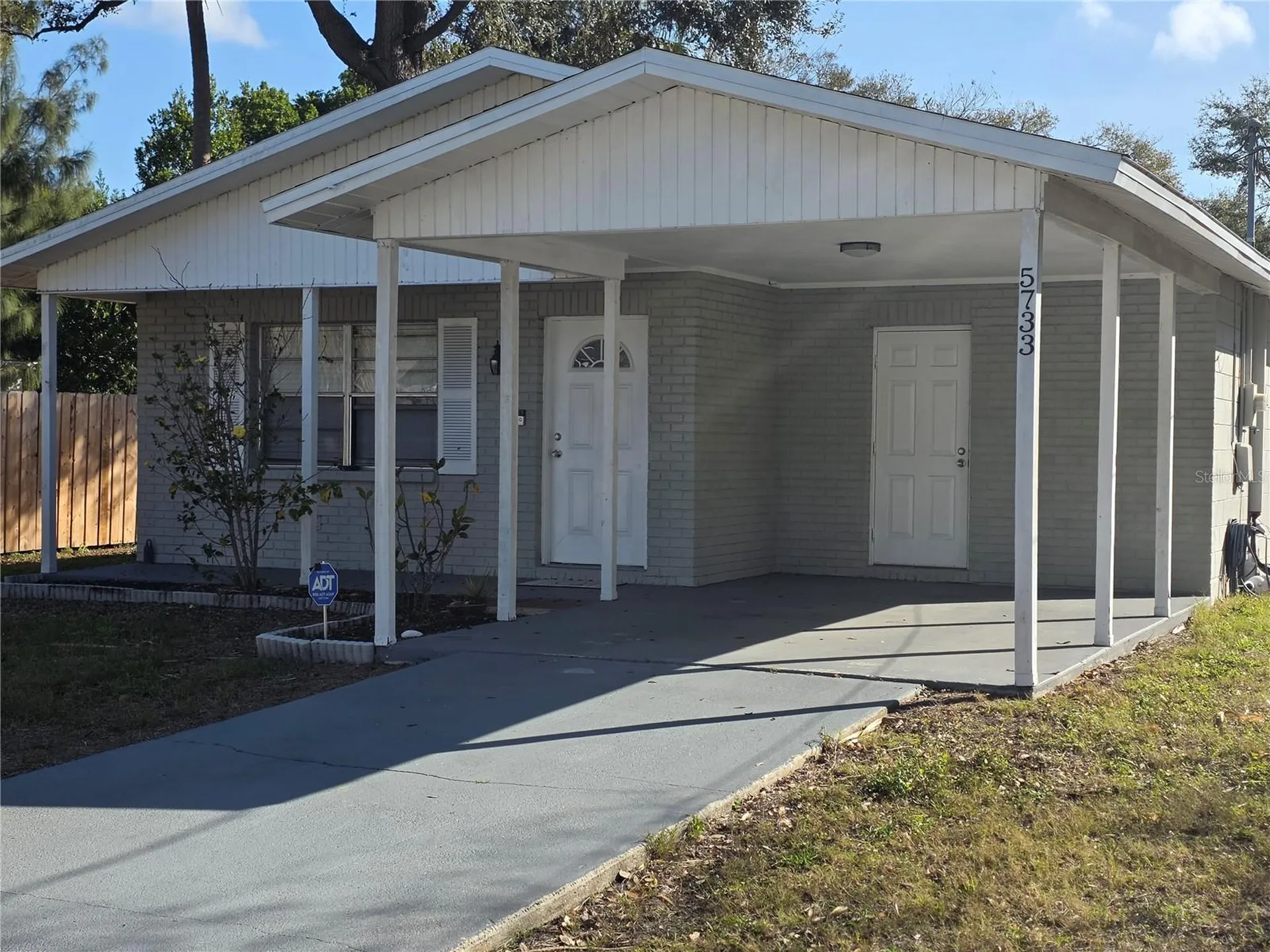 5733 66th Lane N St Petersburg FL 33709