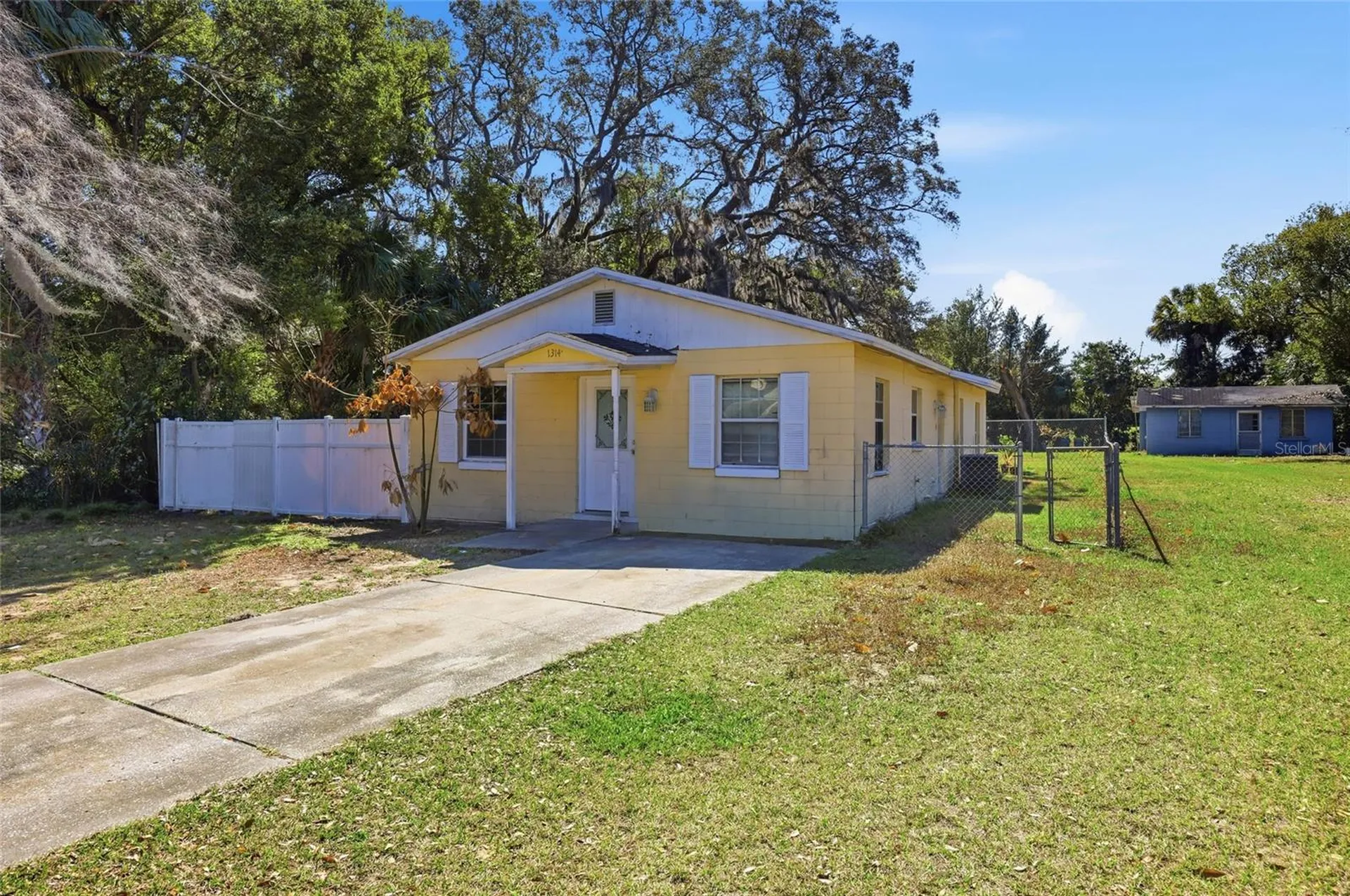1314 Robie Avenue Mount Dora FL 32757