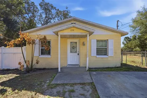 1314 Robie Avenue Mount Dora FL 32757