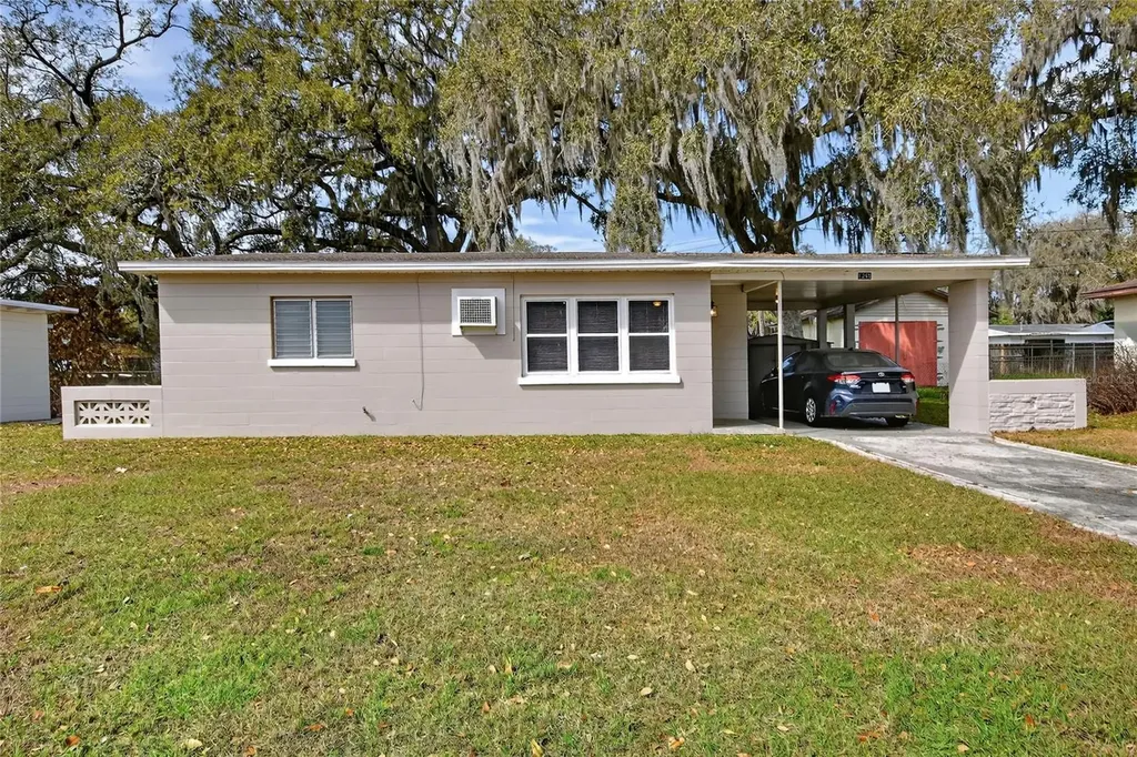 1248 Woodland Avenue Lakeland FL 33801