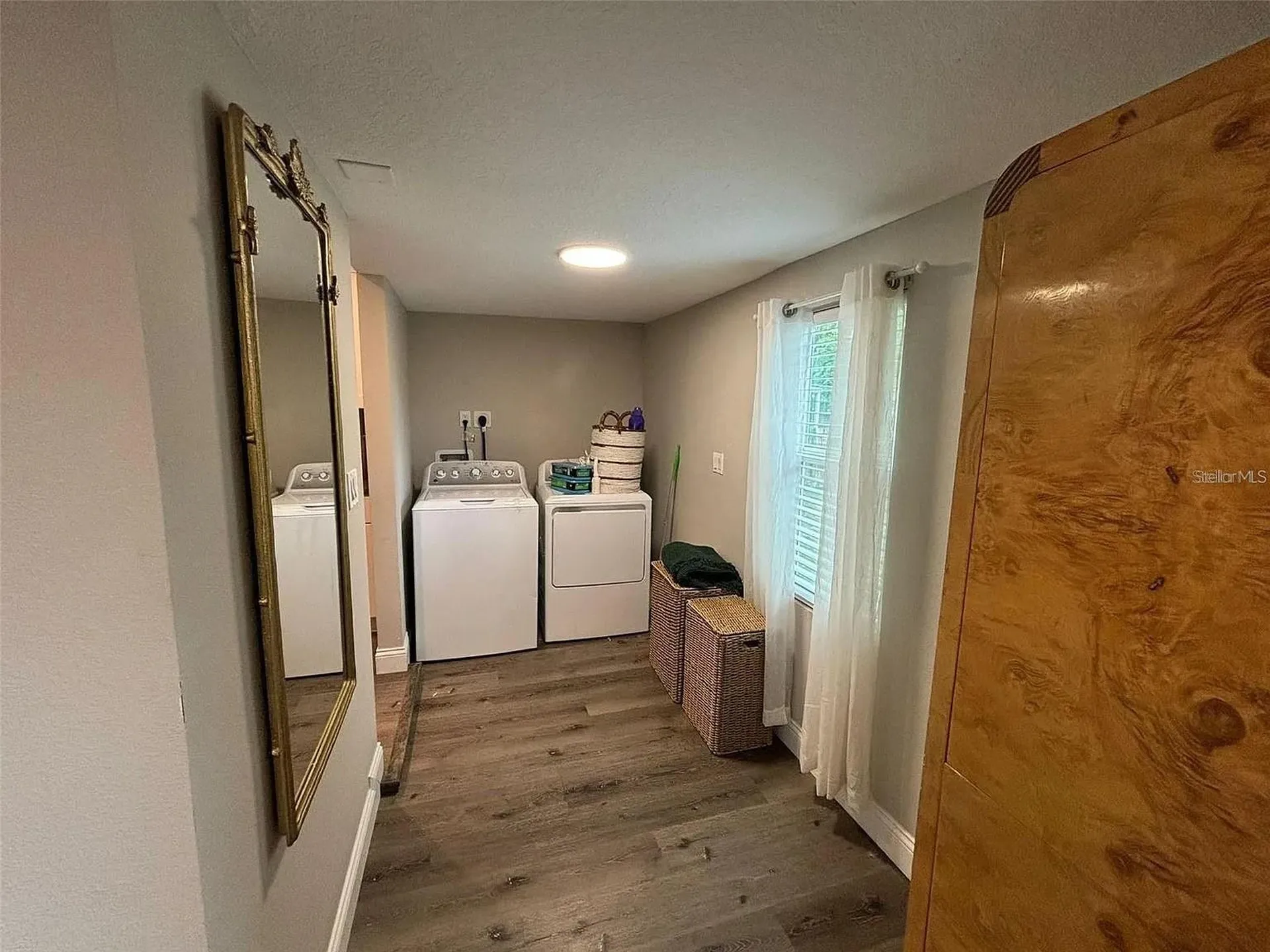 2007 E Henry Avenue Tampa FL 33610