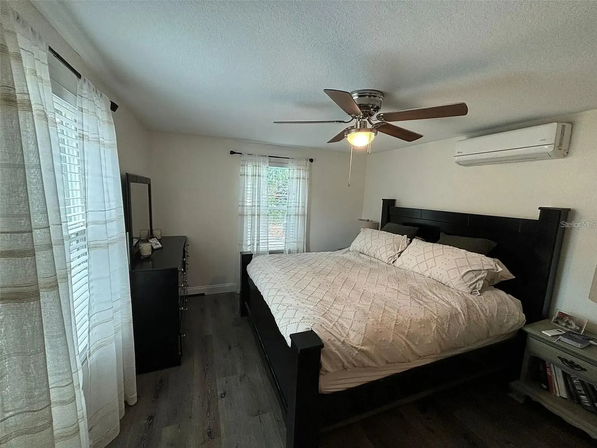 2007 E Henry Avenue Tampa FL 33610
