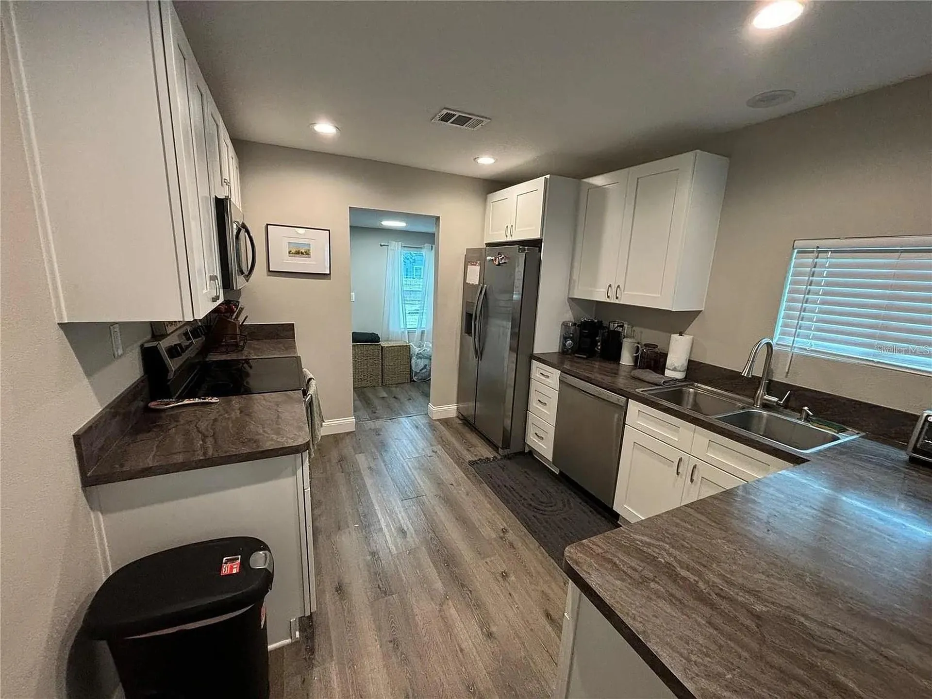 2007 E Henry Avenue Tampa FL 33610