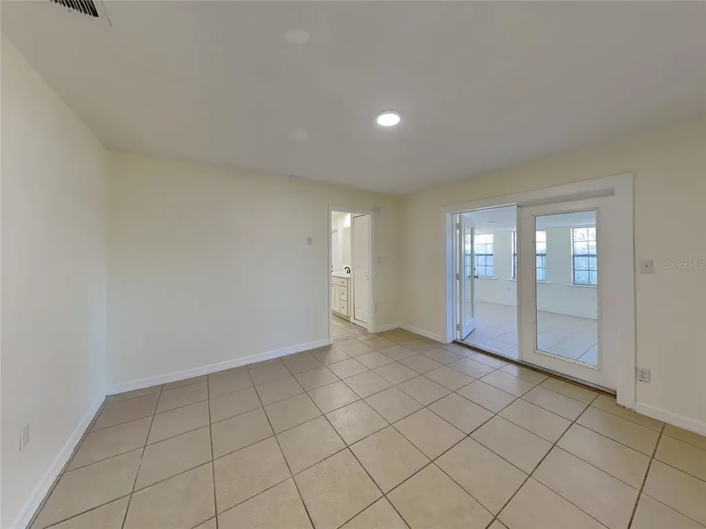 465 Oak Drive Tavares FL 32778