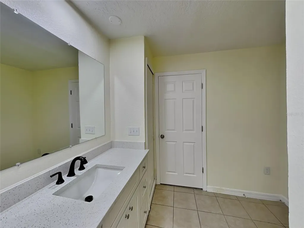 465 Oak Drive Tavares FL 32778