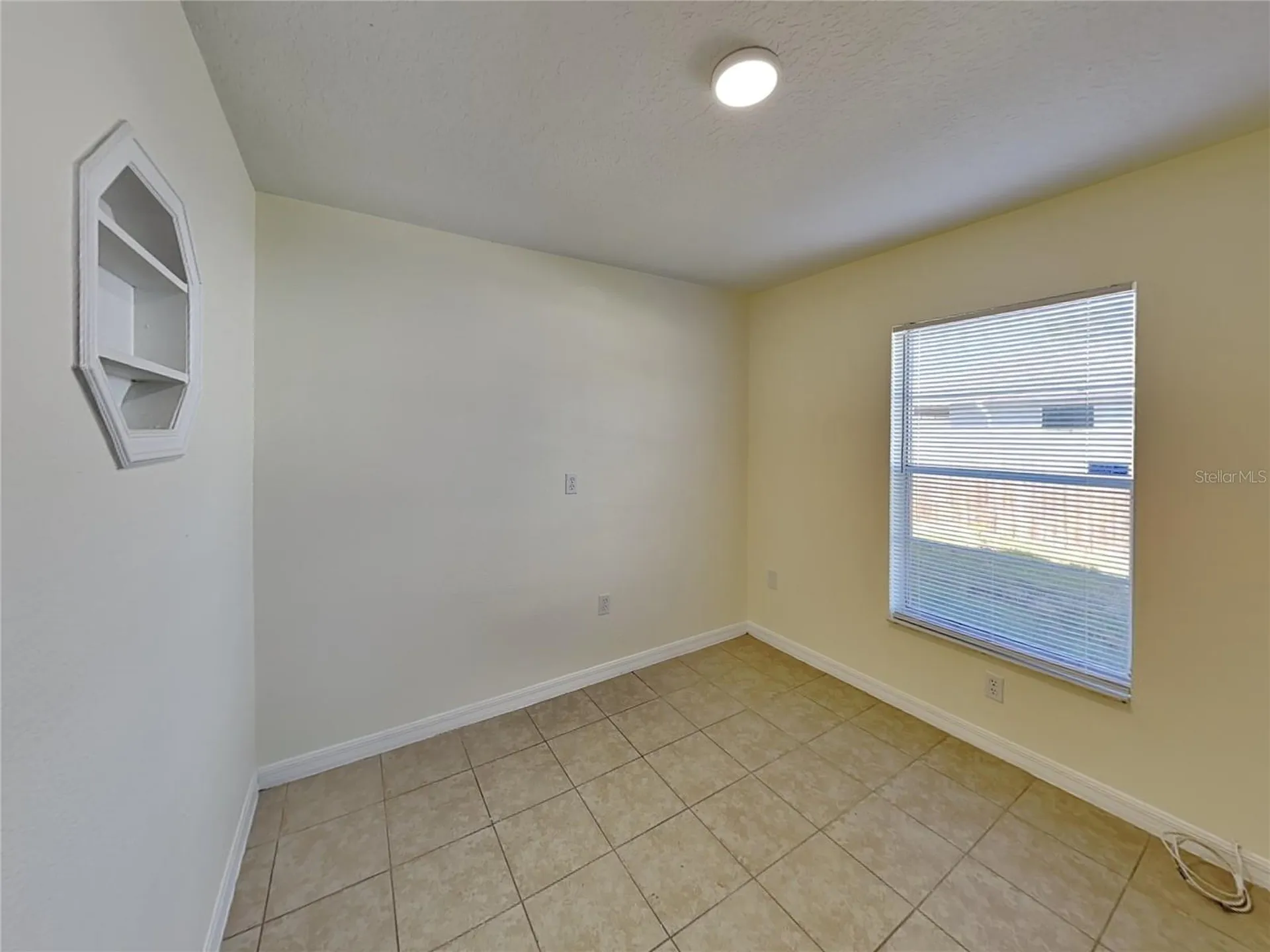 465 Oak Drive Tavares FL 32778