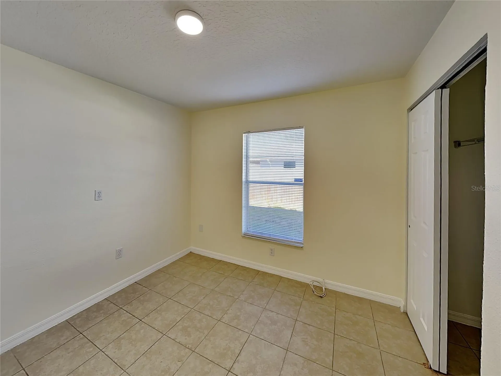 465 Oak Drive Tavares FL 32778