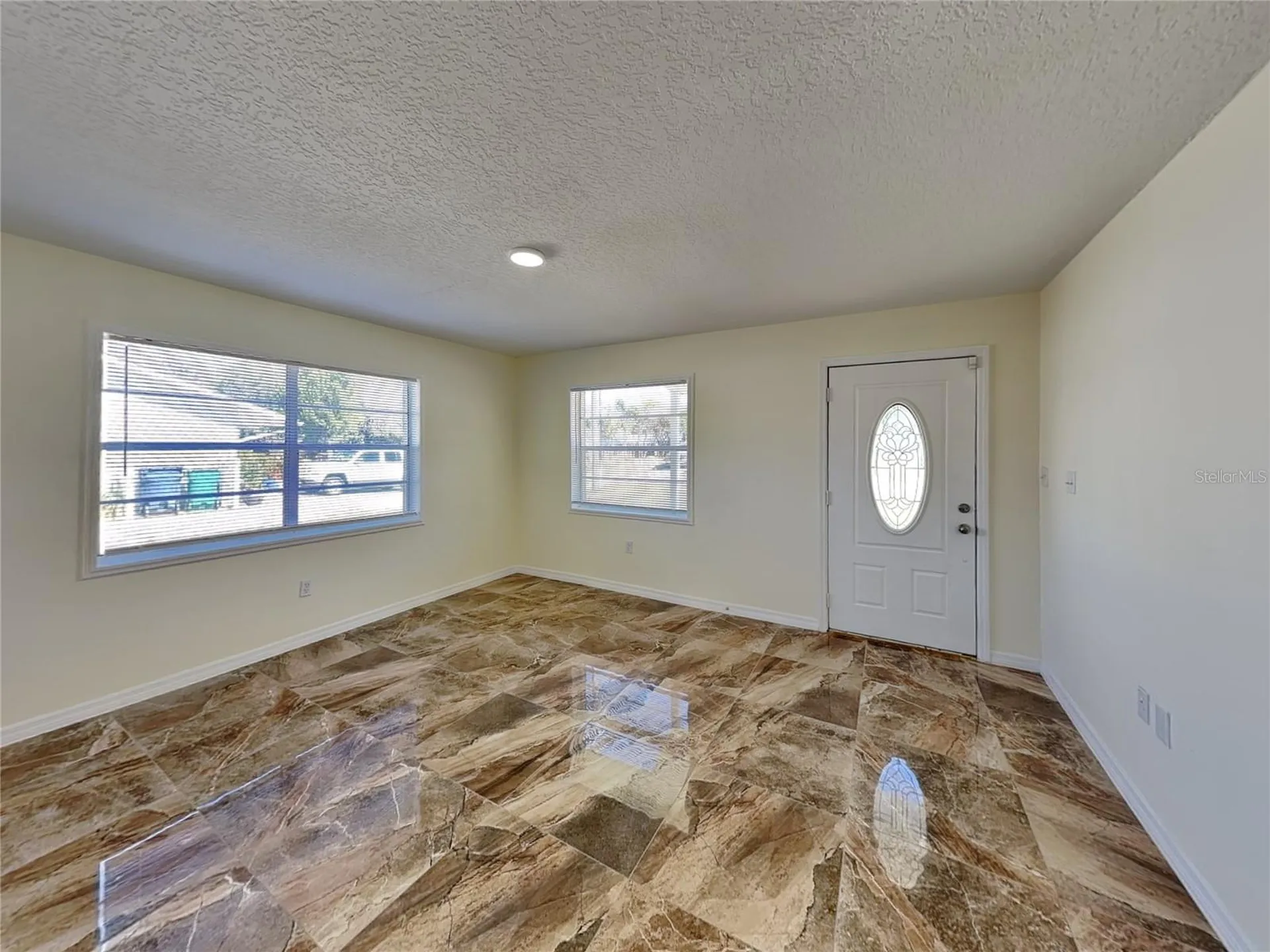 465 Oak Drive Tavares FL 32778