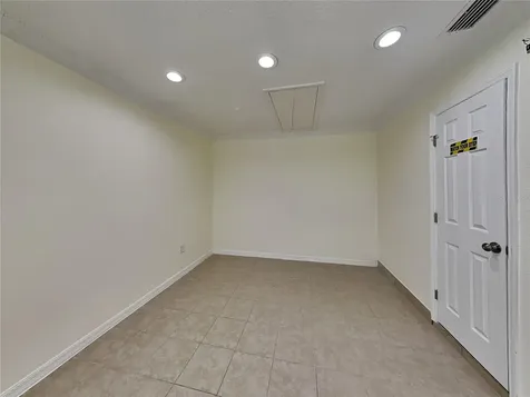 465 Oak Drive Tavares FL 32778