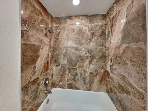 465 Oak Drive Tavares FL 32778