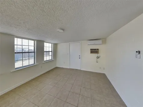 465 Oak Drive Tavares FL 32778
