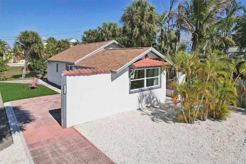 13135 4th Street E Madeira Beach FL 33708