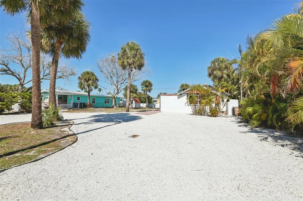 13135 4th Street E Madeira Beach FL 33708