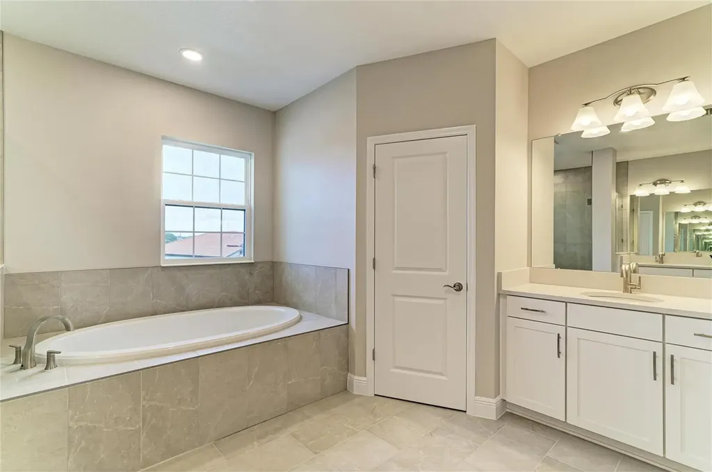 8215 Rushton Place Parrish FL 34219