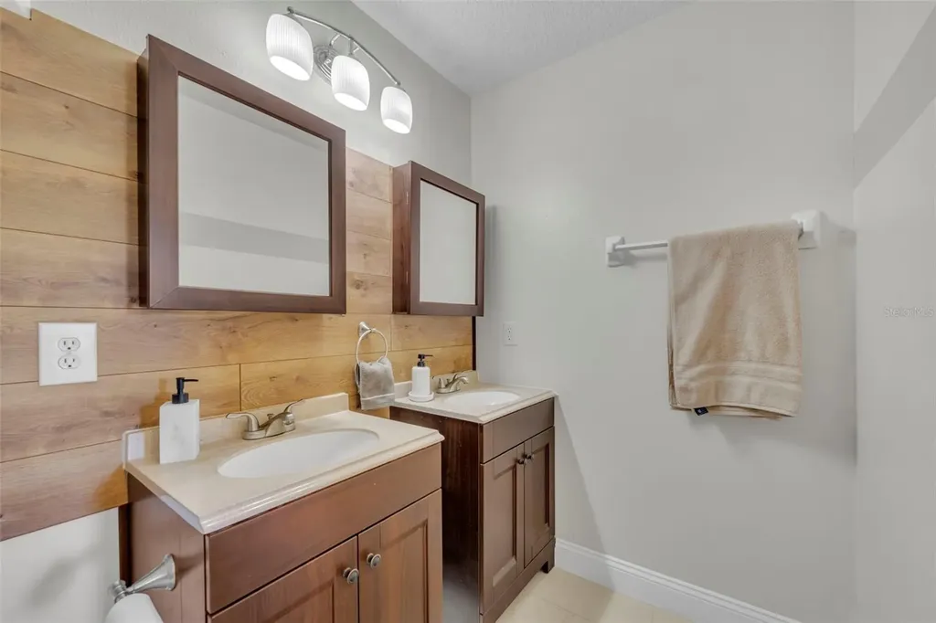 676 Sandy Neck Lane Altamonte Springs FL 32714