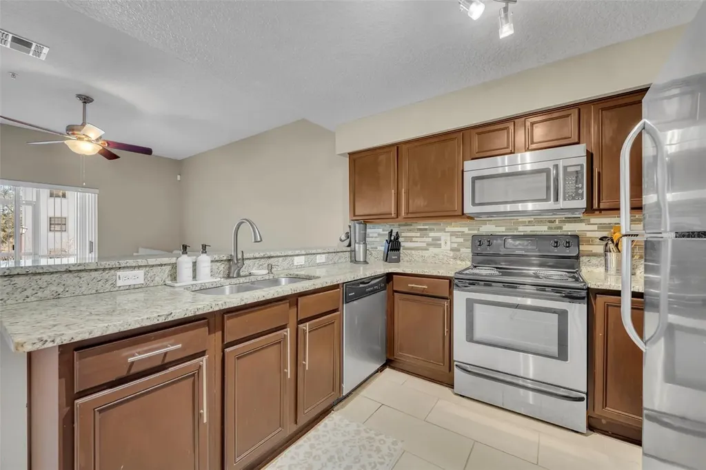 676 Sandy Neck Lane Altamonte Springs FL 32714
