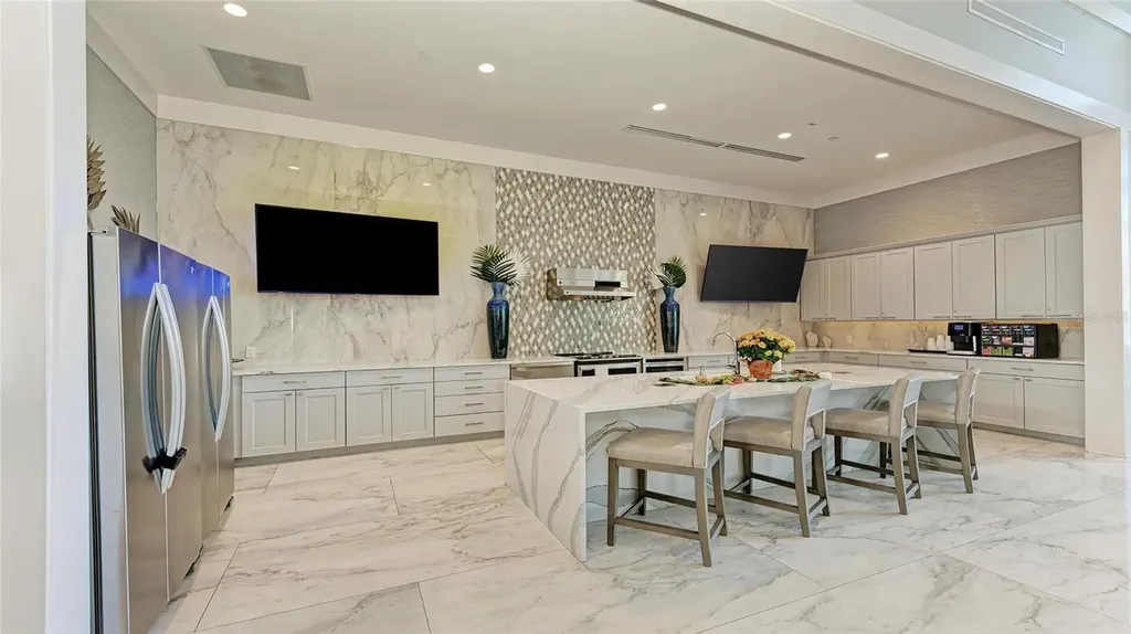 5056 Simons Court Lakewood Ranch FL 34211