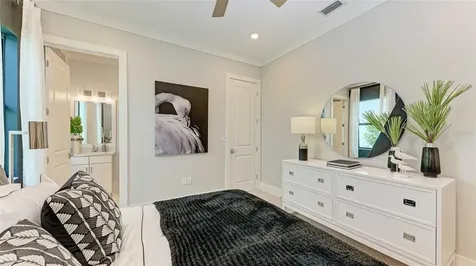 5056 Simons Court Lakewood Ranch FL 34211