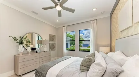 5056 Simons Court Lakewood Ranch FL 34211