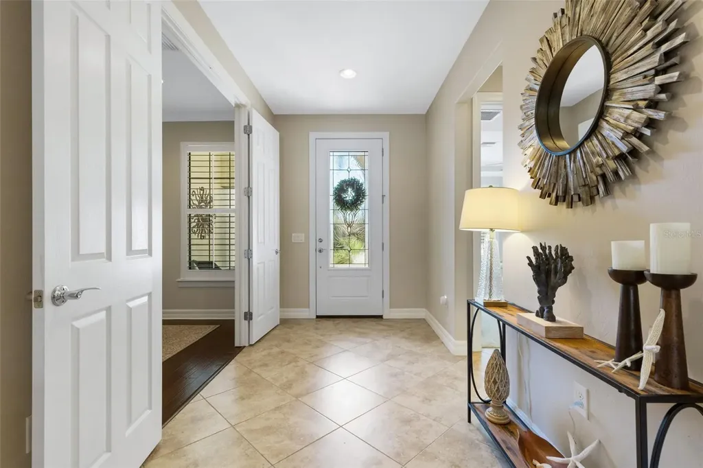 5856 Snowy Egret Drive Sarasota FL 34238