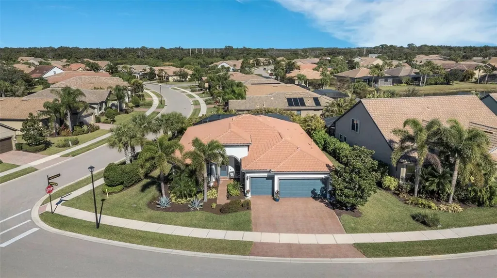 5856 Snowy Egret Drive Sarasota FL 34238
