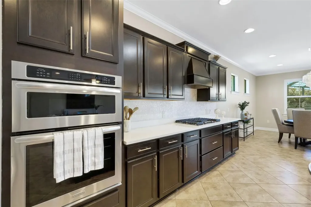 5856 Snowy Egret Drive Sarasota FL 34238
