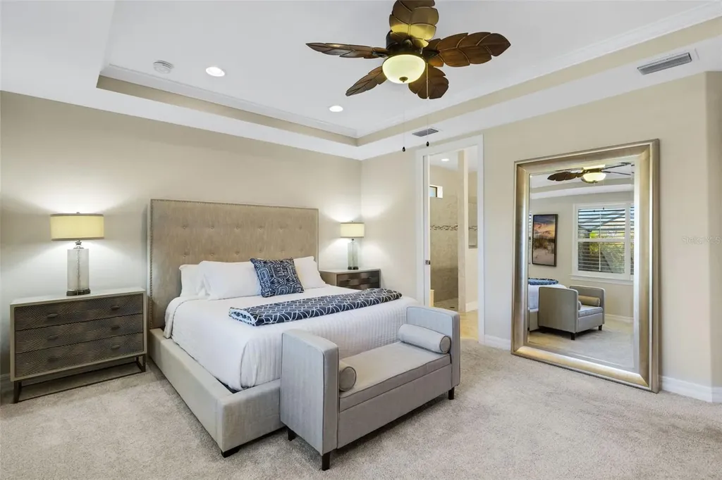 5856 Snowy Egret Drive Sarasota FL 34238