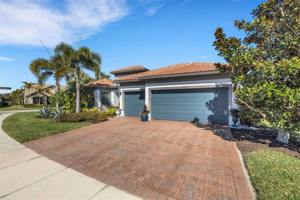 5856 Snowy Egret Drive Sarasota FL 34238