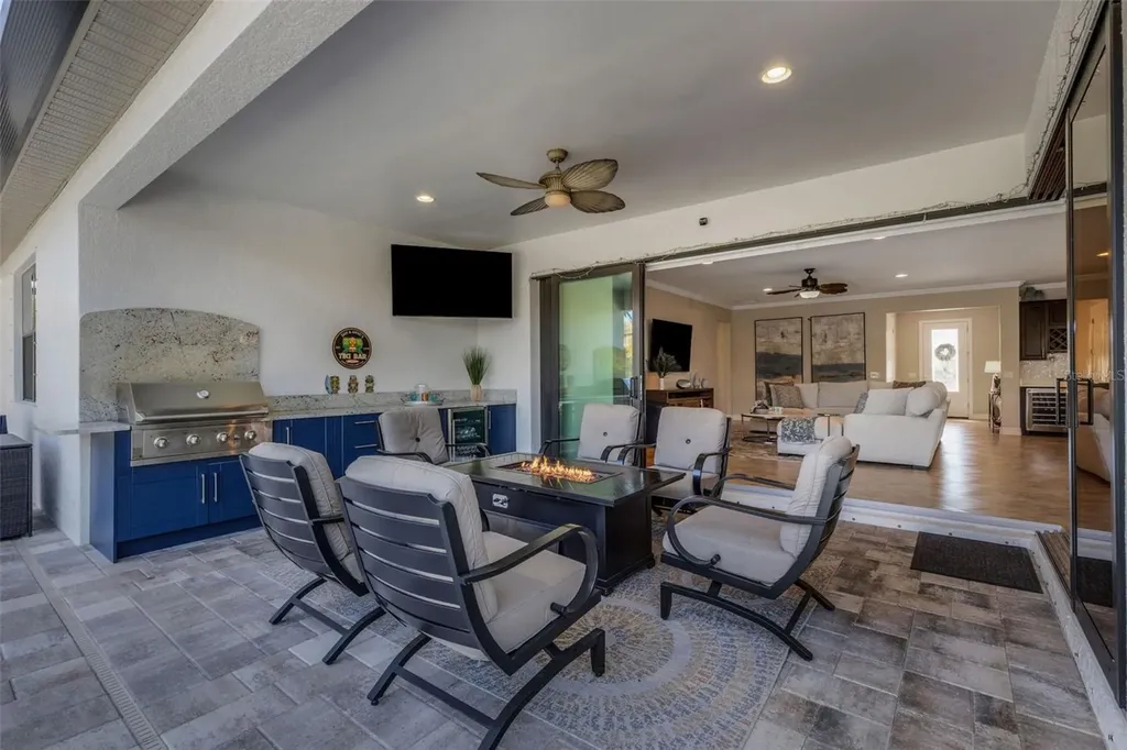5856 Snowy Egret Drive Sarasota FL 34238