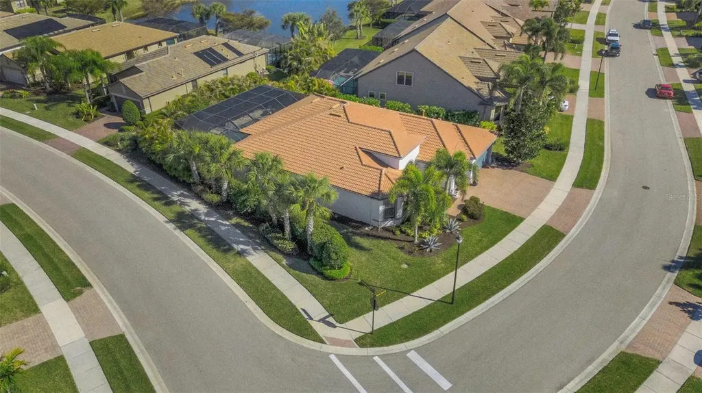 5856 Snowy Egret Drive Sarasota FL 34238