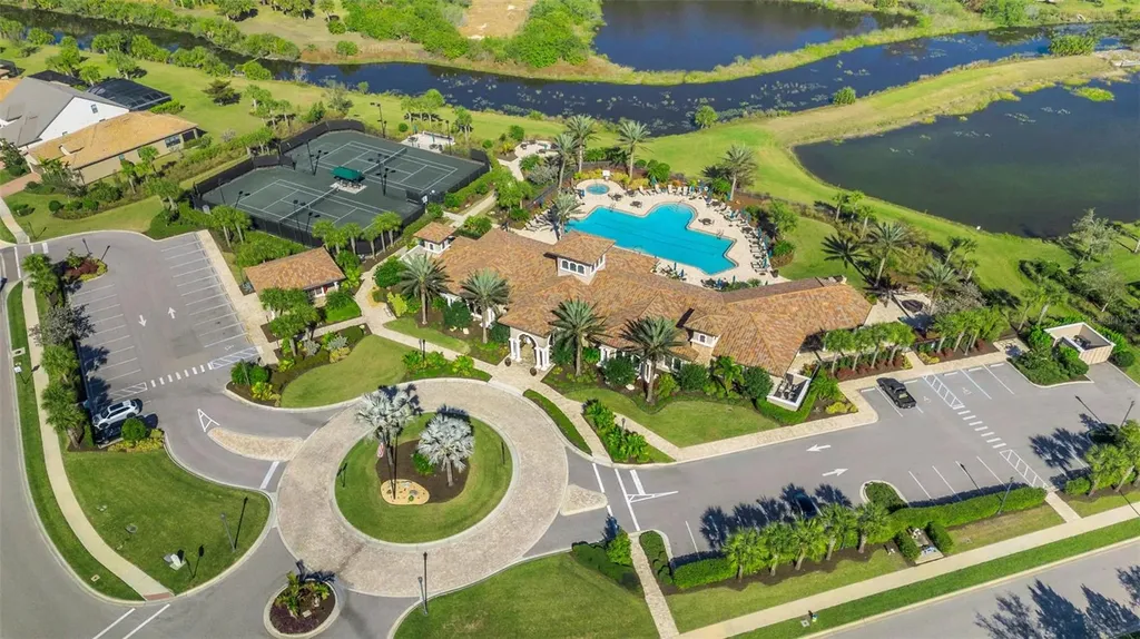 5856 Snowy Egret Drive Sarasota FL 34238