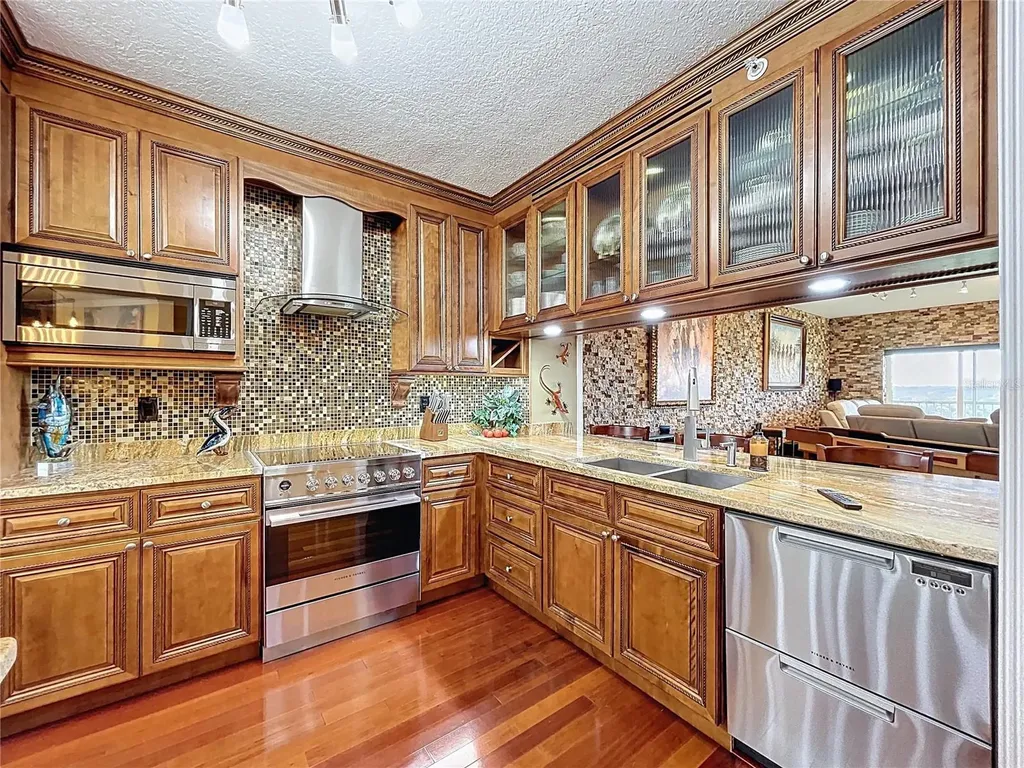 1200 Country Club Drive Largo FL 33771