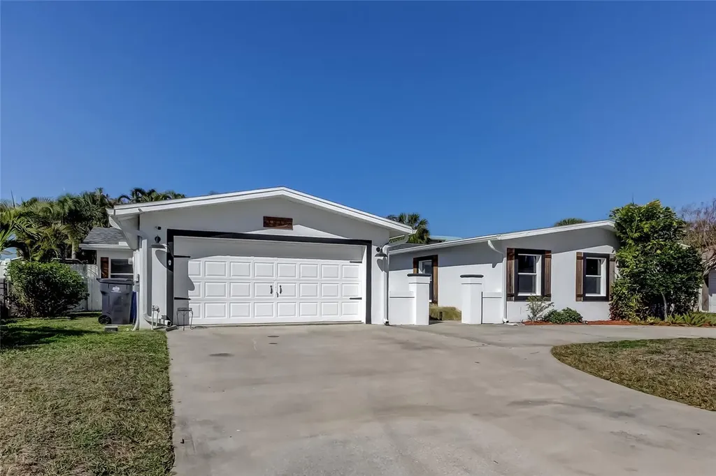 3936 E Eden Roc Circle Tampa FL 33634